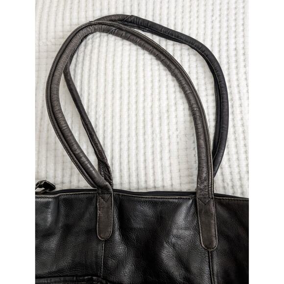 Geoffrey Beene handcrafted leather bag - Picture 6 of 16